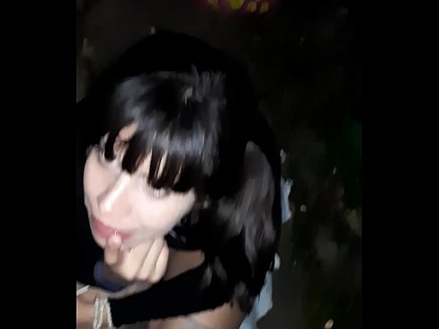 ❤️ A kan titi kumbura azzakari a madadin alewa ️ Batsa na Rasha ❌